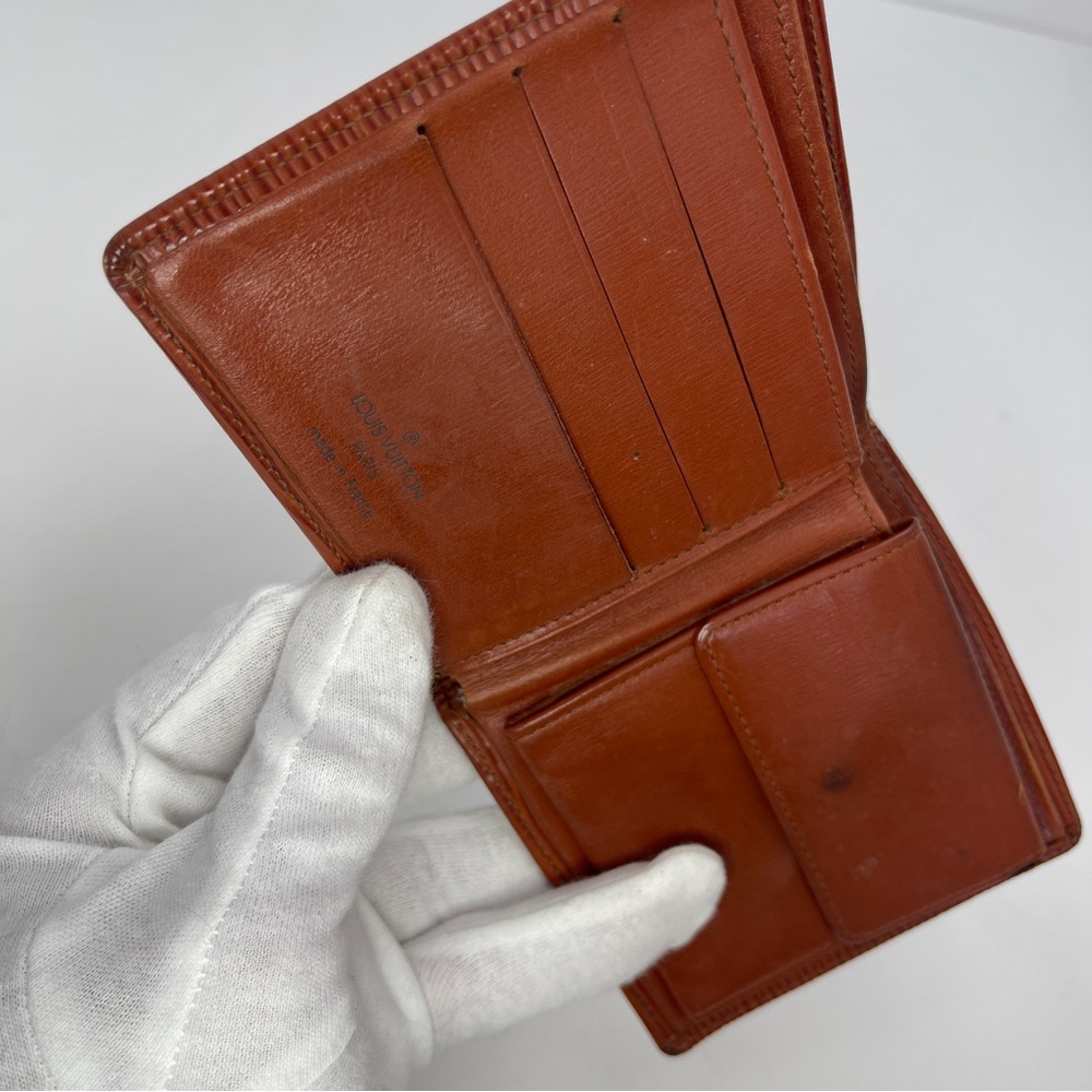 LOUIS VUITTON LV Burnt Sienna Epi Bifold Wallet - Picture 8 of 14